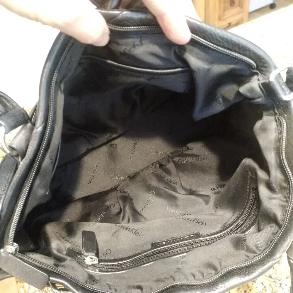 Calvin Klein Black Pebble Leather Convertible Satchel Shoulder Bag Buckle Accent